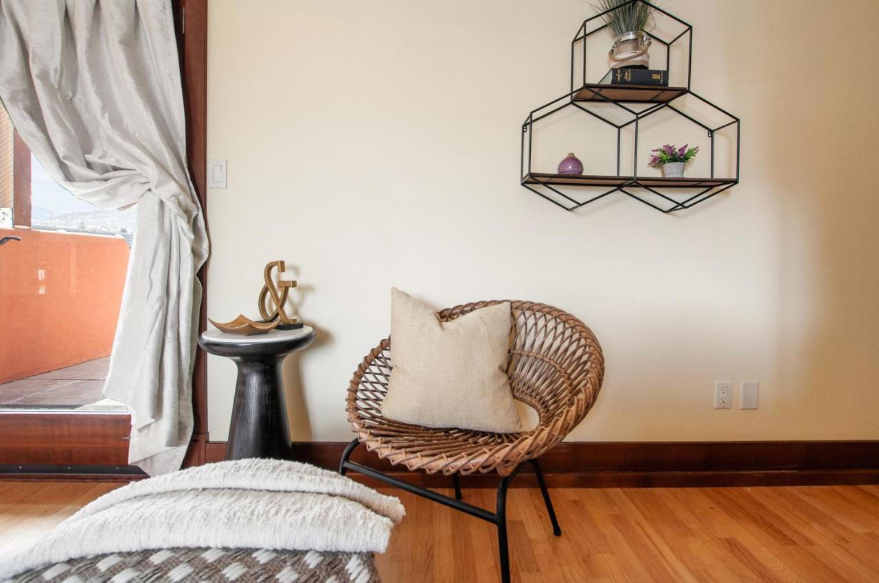 Casa Grande Inn & Suites Pentiction Zewnętrze zdjęcie