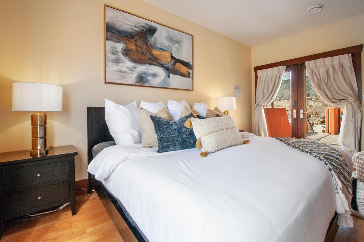 Casa Grande Inn & Suites Pentiction Zewnętrze zdjęcie