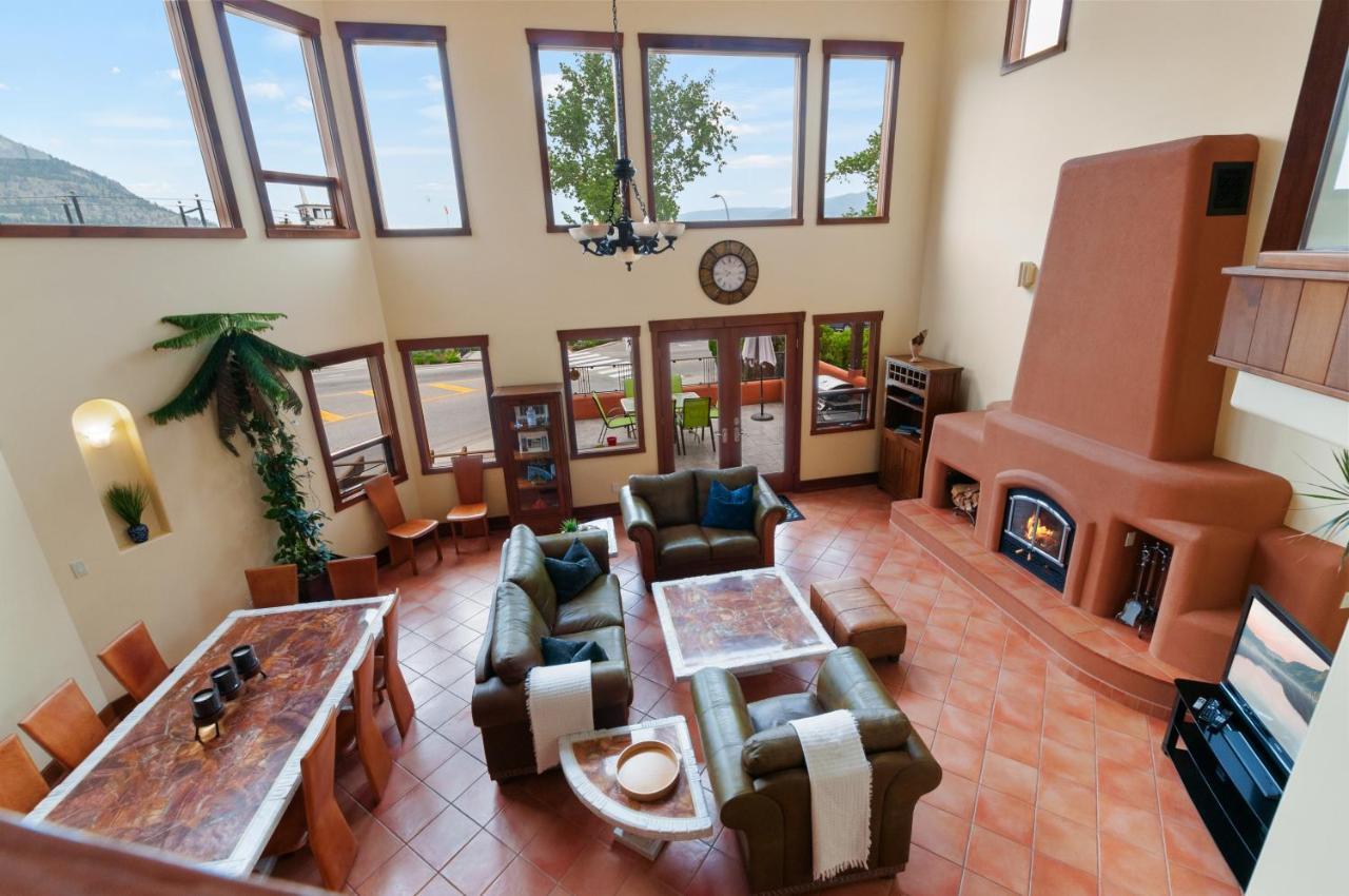 Casa Grande Inn & Suites Pentiction Zewnętrze zdjęcie